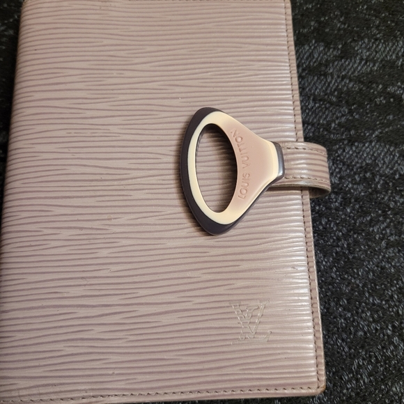 Rare 100% authetic Louis Vuitton Epi Z Agenda daily cover - Picture 3 of 4
